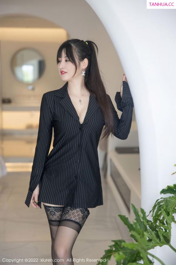陈诗诗 诗诗 [XiuRen]高清写真图 2022.07.26 No.5335 诗诗kiki第2张图片